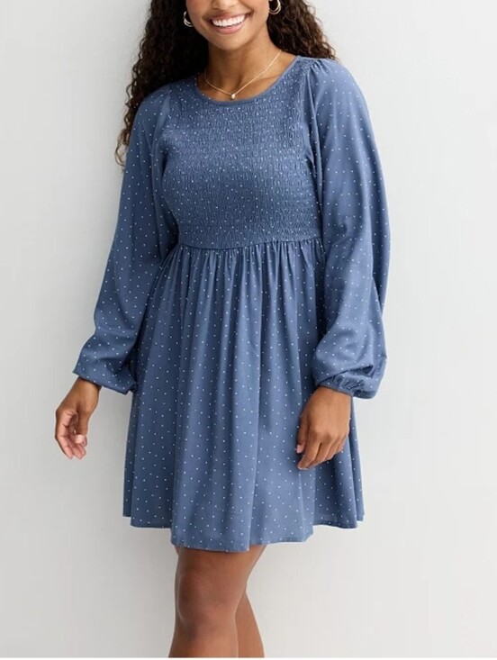 SO Dresses & Skirts - Juniors' SO Smocked Long Sleeve Mini Dress M